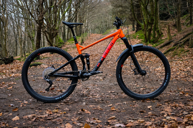Marin Hawk Hill 3 Detail Whole bike-4.jpg