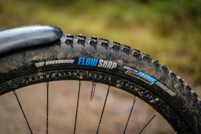 Marin Rift Zone 2 tyre-8.jpg