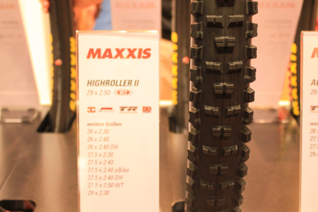 Maxxis tyre 13.jpg