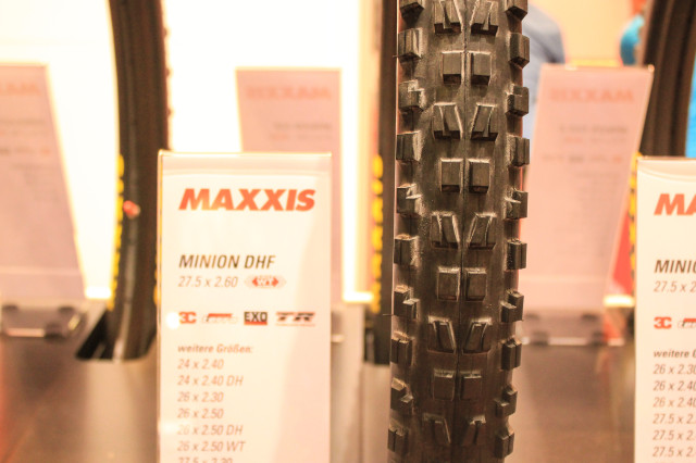 Maxxis tyre 15.jpg