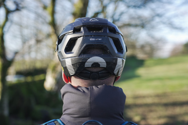 Met x Ion Traze Amp Helmet review 2021 3.JPG