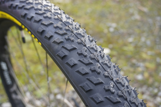 Michelin_JetXC2_Tread1.JPG