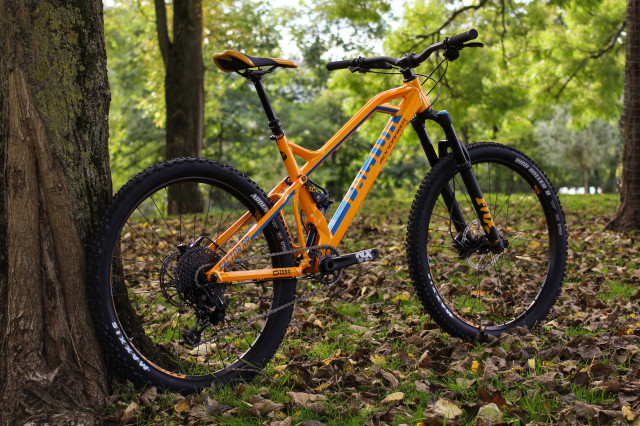 Mondraker Factor RR-18.jpg
