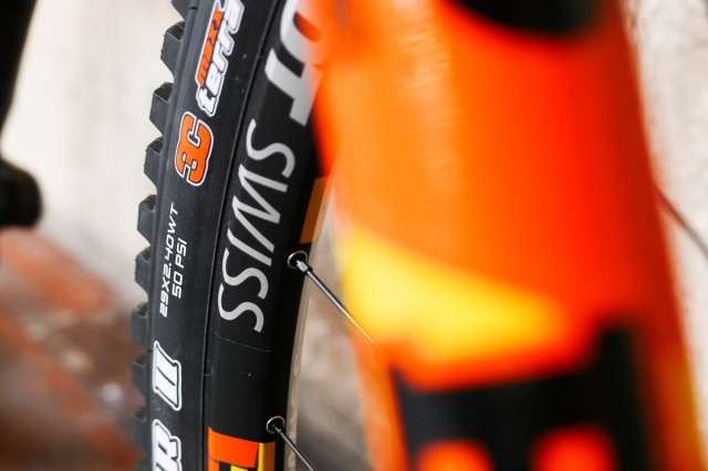 Mondraker-Foxy-Carbon-RR-29-first-look-review-103.jpg