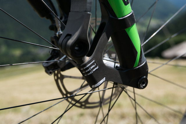 Motion-E18-linkage-fork-first-ride-review-102.jpg