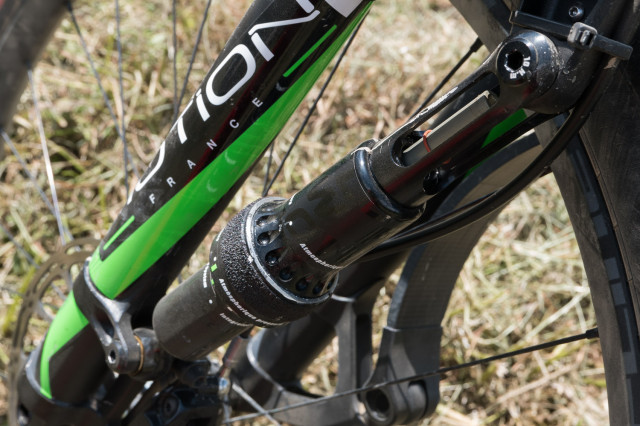 Motion-E18-linkage-fork-first-ride-review-107.jpg