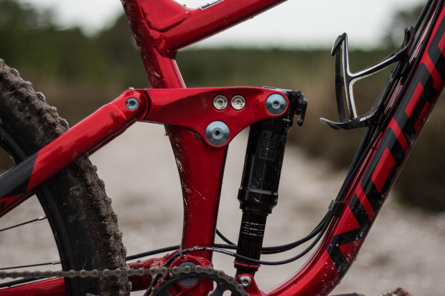 Norco Range A3 Alloy 650B Detail Shock-7.jpg
