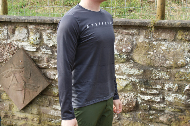 Nukeproof_Blackline_Jersey_LS_1.JPG