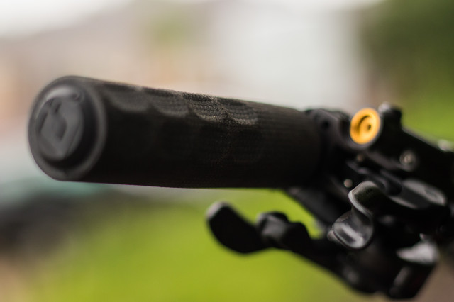 ODI F1 Vapour Grips-2.jpg