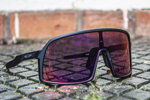 Oakley Sutro S