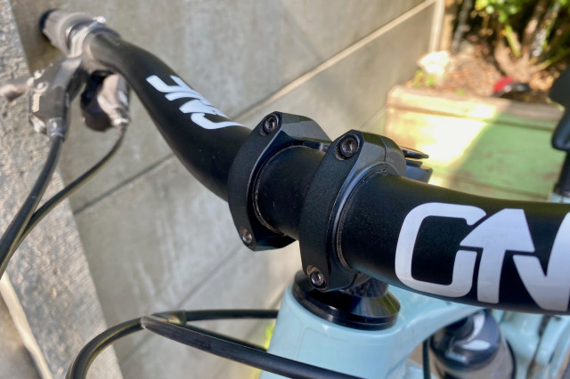 OneUp Stem _4.jpg