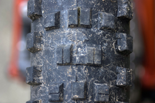 Onza Porcupine 29 x 2.4 Skinwall Tyre Review 2021 5.jpeg