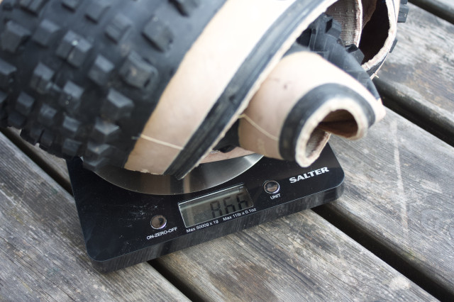 Onza Porcupine 29 x 2.4 Skinwall Tyre Review 2021 6.jpeg