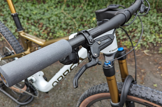 Orbea_Oiz_M-Team_AXS_ESI.jpg