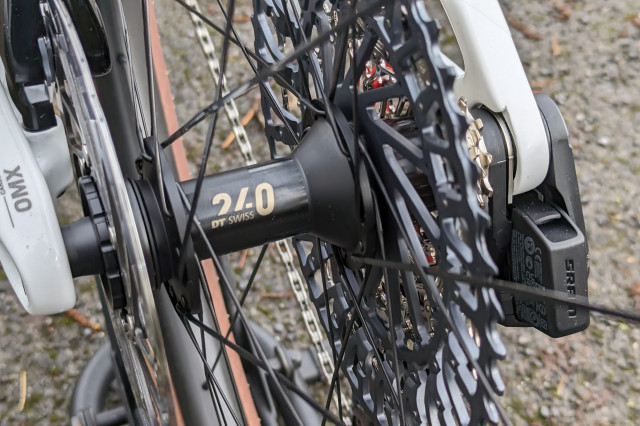 Orbea_Oiz_M-Team_AXS_hub.jpg