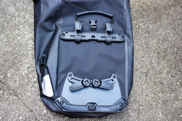 Ortlieb Gravel pack pannier bag rear 2.jpg