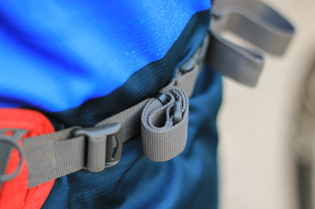 Osprey Raptor 10L-4.jpg
