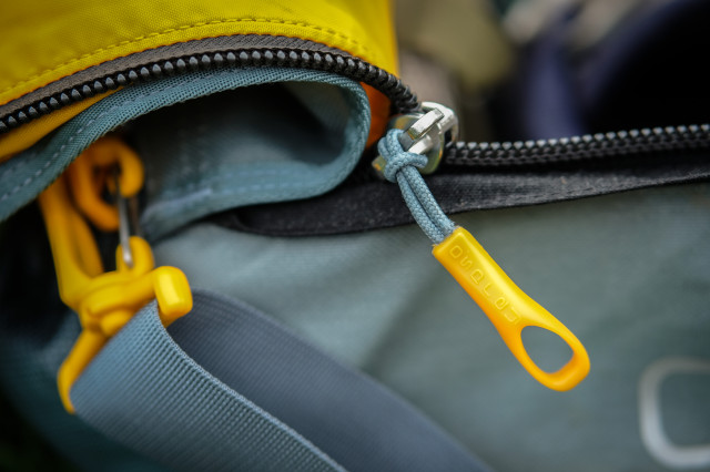 Osprey Transporter 40L Duffel bag-3.jpg