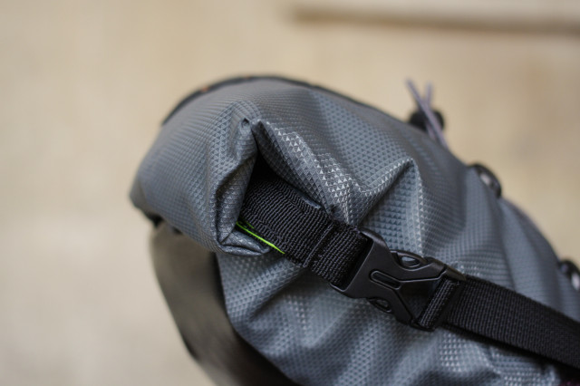 Passport Frame Bags-3.jpg