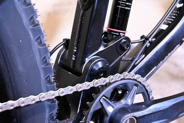 Privateer-Bikes-161-enduro-bike-first-look-review-102.jpg