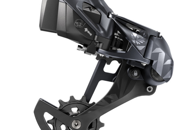 RD-XX-1E-A1_Black_Side_M.jpg