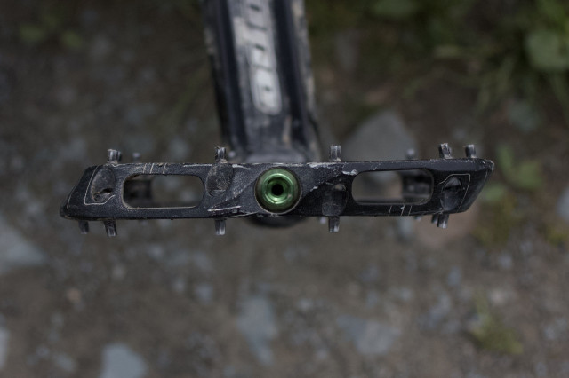 Race Face Atlas Flat Pedals 2020 1.jpg