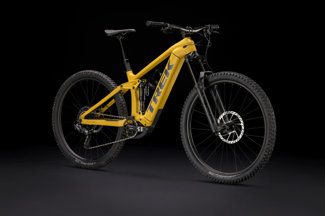 2023 Trek Rail 9.8 GX AXS C Hero.png