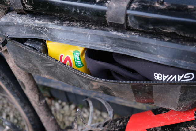 Rapha Waterproof Frame Pack18.JPG