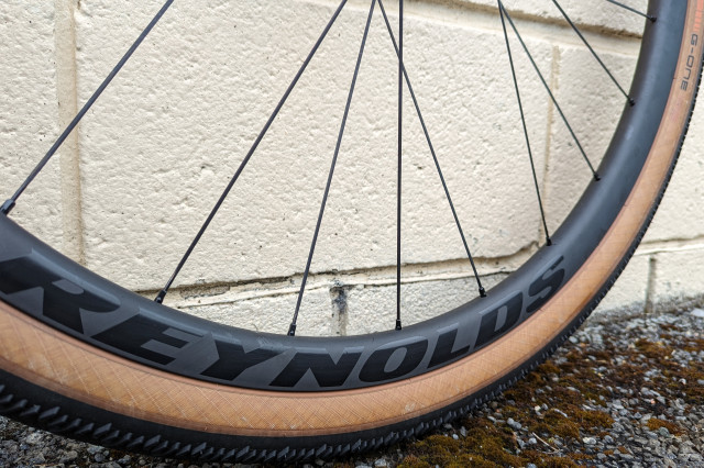 Reynolds_ATR_Black_Label_Rim.jpg
