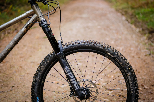 Ribble HT Ti Detail Fork-4.jpg