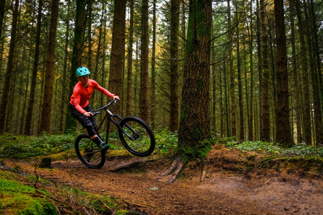 Ribble HT Ti Riding-13.jpg