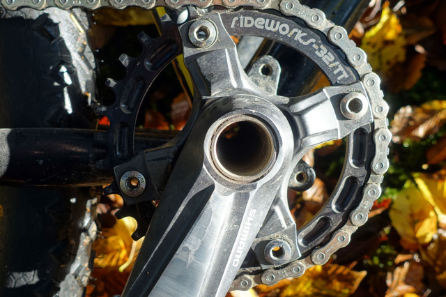 Rideworks-Narrow-Wide-chainring-side.jpg