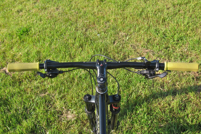 Ritchey P-29er - Cockpit.jpg