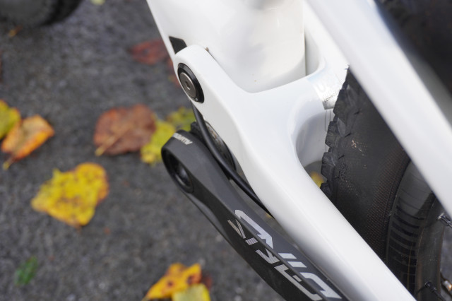 Rockrider_RACE_900S_GX_AXS_Cable.JPG