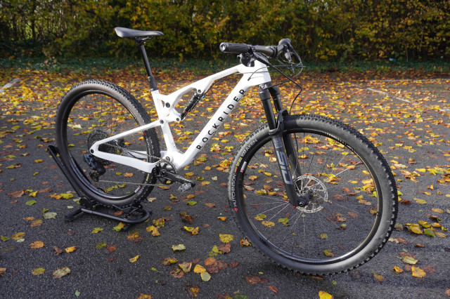 Rockrider_RACE_900S_GX_AXS_Hero.JPG