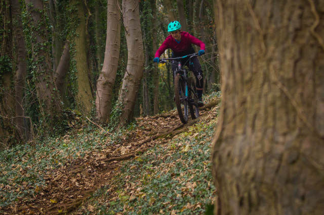 Rocky Mountain Altitude Alloy 30-13 Riding.jpg