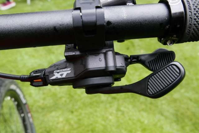 SHIMANo-M8100-XT-M7100-SLX-12-speed-groupset-102.jpg