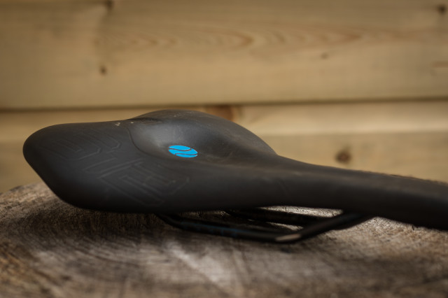 SQ Labs Ergowave 612 Active Saddle-3.jpg