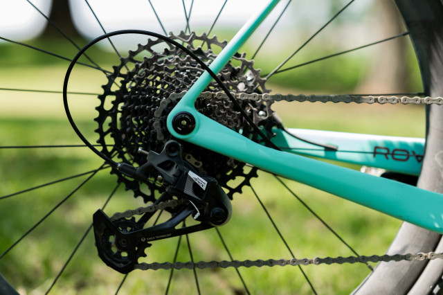 SRAM Apex Eagle rear derailleur and cassette