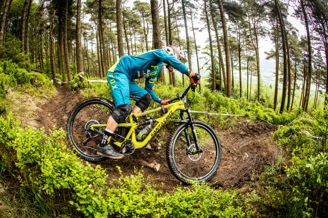 Santa Cruz Hightower LT in action at the EWS
