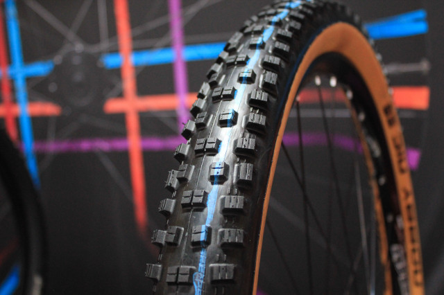 Schwalbe tyre 24.jpg
