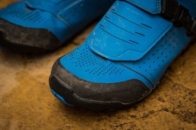 Shimano ME7 SPD shoes 2019-4.jpg