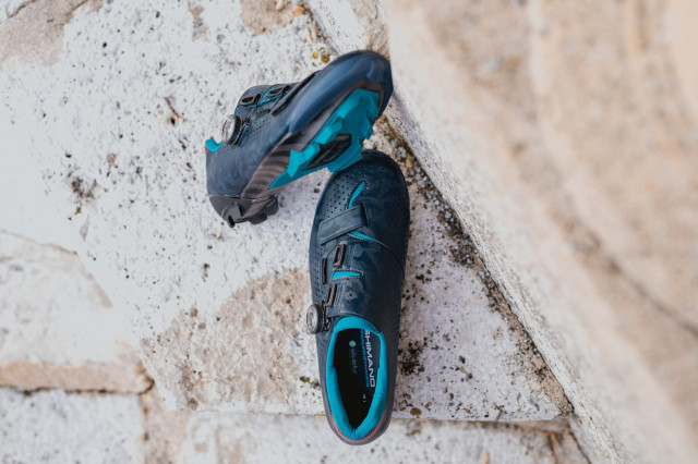 Shimano RX8 Gravel shoe 3.jpg