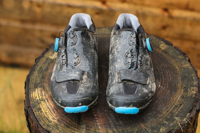 Shimano XC7 SPD Shoes-3.jpg