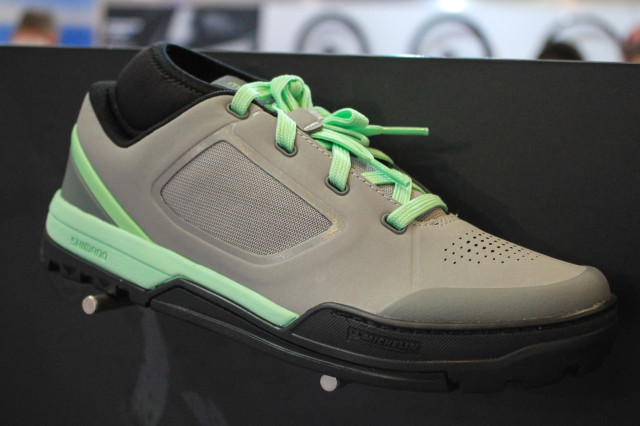 Shimano GR7W Shoe-1.jpg
