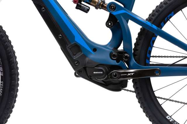 Shuttle.Blue_.Detail-10.jpg