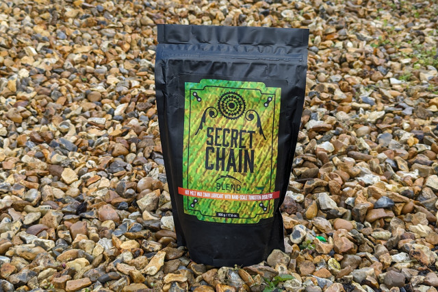 Silca Secret Chain Blend Hot Melt Wax Hero.jpg