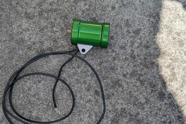 Sinewave Beacon 2 Cables.jpg