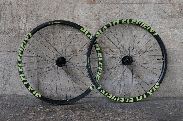 Sixth-Element-carbon-wheels-100.jpg