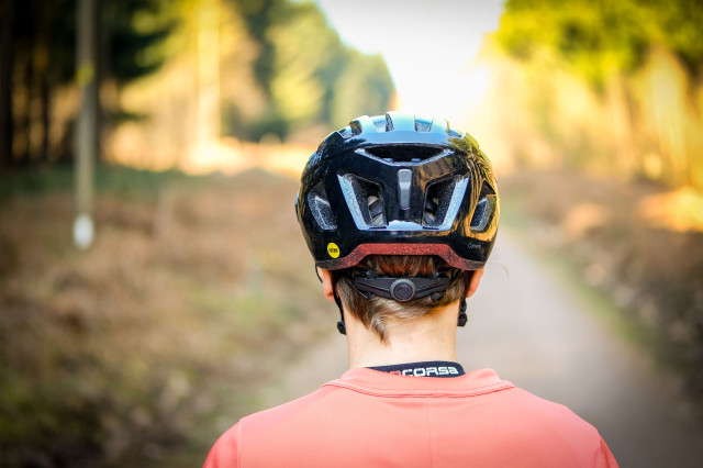 Smith Convoy MIPS helmet-2.jpg